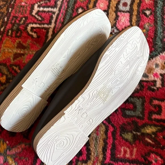 Kelsi Dagger Black Mules - Picture 3 of 4